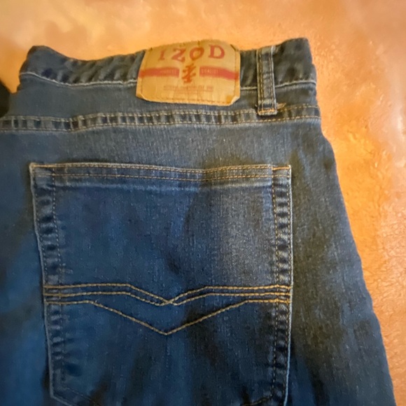 Mens Izod Jeans size 40/30.  Medium finish - Picture 2 of 6